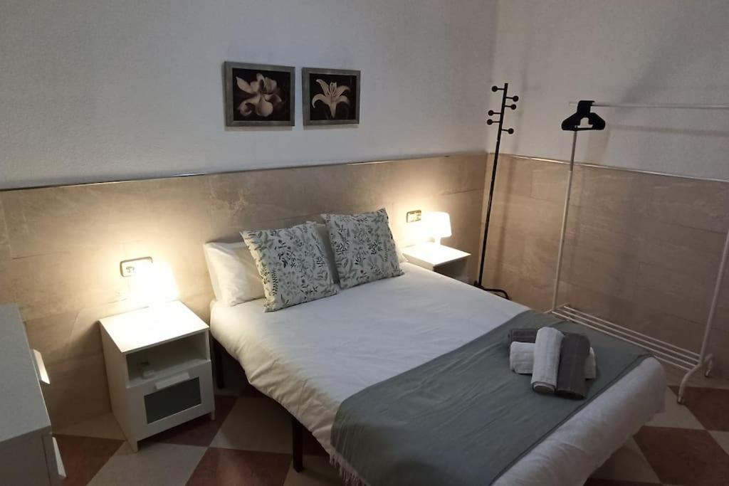 Acogedor Apartamento ¡A 10 Minutos Del Centro De Malaga! Apartment Luaran gambar